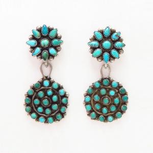 Atq Zuni Turquoise Cluster Dangle Screw-back Earring  c.1940