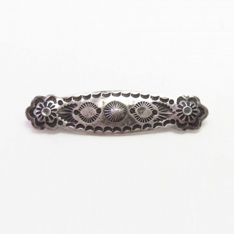 【Ganscraft】Atq Stamped & Repoused Coin Silver Pin  c.1930～