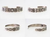 【GARDEN OF THE GODS】Atq Stamped CoinSilver Small Cuff c.1930