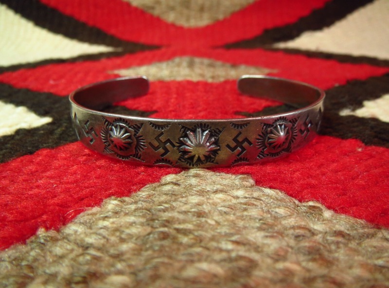 INDIAN JEWELRY LEATHER ARTS&CRAFTS Tah'bah TRADERS / Antique 卍