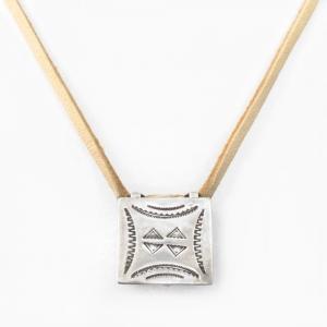 Antique Navajo Stamped Silver Pill Box Top Necklace  c.1940～