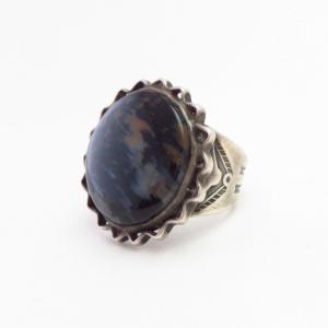 Antique Navajo Crimped Wire Face Ring w/PetrifiedWood c.1940
