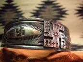 Antique Whirling Log 卍 patched Cuff  c.1920～