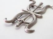 Attributed to【NAVAJO GUILD】Vintage Casted Silver Pin c.1940～