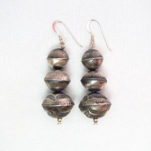 OLDPAWN Stamped Silver Bead Pierced Earrings