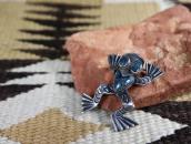 Vintage Navajo Structural Frog Pin w/Gem Turquoise  c.1950