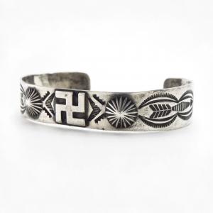 Antique Navajo 卍 Applique & Stamped Coin Silver Cuff c.1925～