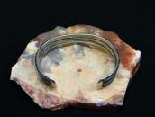 Antique Navajo 卍 Stamped 3-Strand Triangle Wire Cuff c.1920～