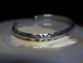 Atq Navajo 卍&Arrows Stamped Triangle Wire Worn Cuff  c.1930