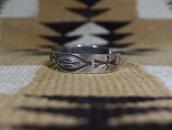 Antique Navajo 『ON BOOK』 卍&Arrows Stamped Silver Cuff c.1930