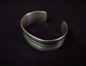 【Kenneth Begay】 Chiseled Ingot Silver Cuff Bracelet  c.1950～