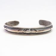 Antique Navajo Stamped Unique Triangle Wire Cuff  c.1910～