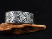 【NAVAJO GUILD】Concho Stamped Heavy Ingot Silver Cuff c.1945～