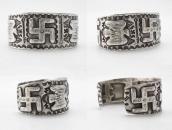 Antique Navajo 卍 & T-birds Repoused Coin Silver Cuff c.1920～