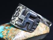 Antique Navajo 卍 & T-birds Repoused Coin Silver Cuff c.1920～