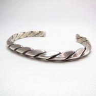 Vintage Twisted Wire Triangle Silver Cuff Bracelet  c.1940～