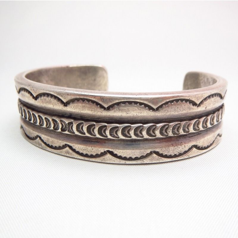 Vintage Stamp & Filed Heavy IngotSilver Cuff Bracelet c.1940