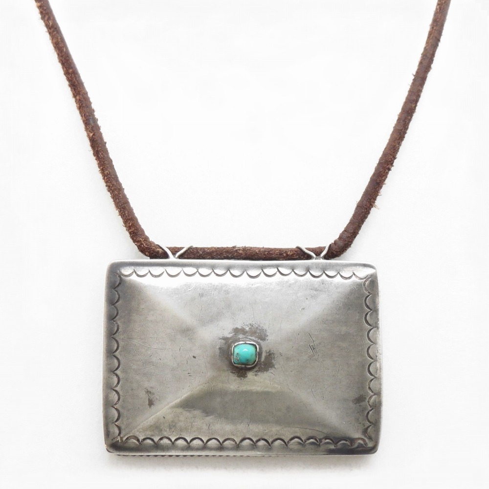 Antique Mexican Stamped Silver Pill Box Top Necklace c.1920～