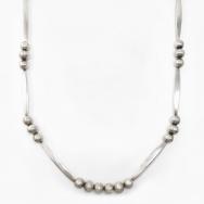 【Cippy CrazyHorse】"Navajo Pearl" Silver Bead Necklace c.1970