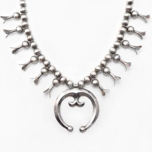 【NAVAJO GUILD】Squash Blossom Naja Necklace in Silver c.1950