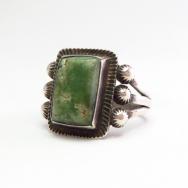 Antique Navajo Silver Men's Ring w/Sq. Green TQ  c.1935～