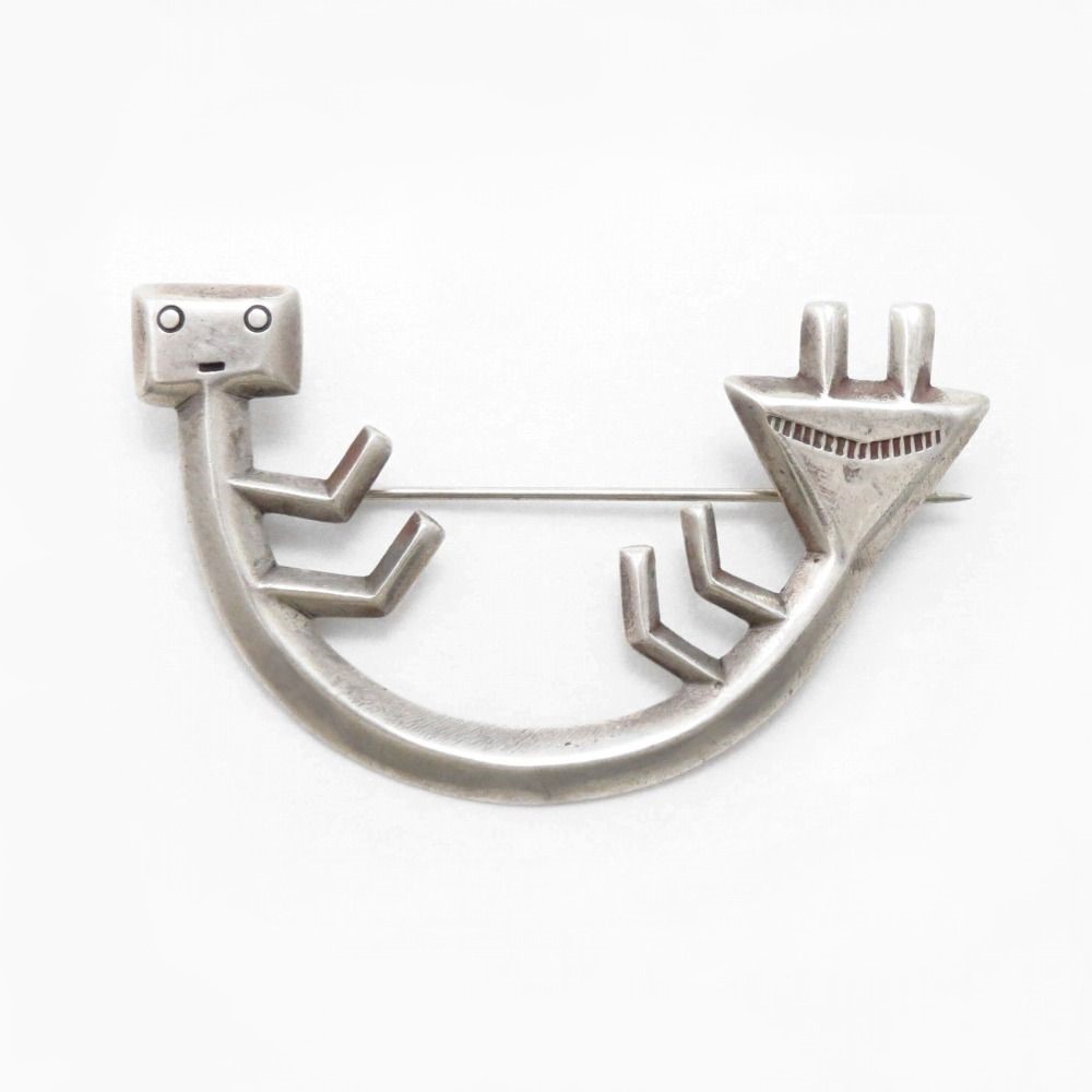 【NAVAJO GUILD】Stamped SandCast Silver Yei Figure Pin c.1945～