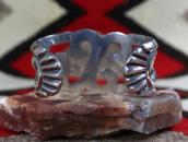 【NAVAJO GUILD】Vintage Casted Heavy Silver Wide Cuff c.1950