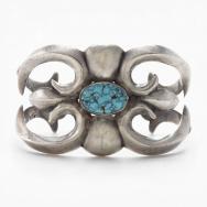 Attr. to【NAVAJO GUILD】Casted Cuff w/No.8 Turquoise  c.1940～