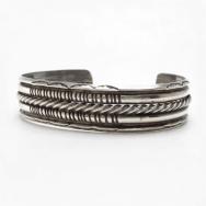 Antique【IH】Coin Silver Five Strand Stamped Wires Cuff c.1930