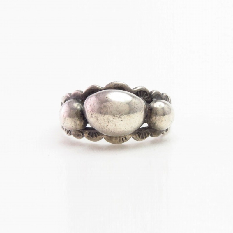 Atq "Navajo Pearl" Face Stamped Silver Tourist Ring  c.1935～