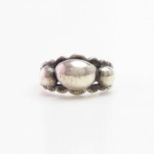 Atq "Navajo Pearl" Face Stamped Silver Tourist Ring  c.1935～