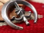 Vtg Navajo Cast Silver Naja & Cornflower Top Necklace c.1960