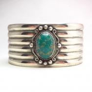 Vintage Ribbed Silver Wide Cuff Bracelet w/TQ  c.1940～