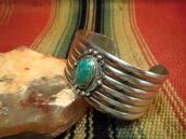 Vintage Ribbed Silver Wide Cuff Bracelet w/TQ  c.1940～