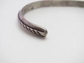 Vtg Navajo Chiseled & Stamped Silver Narrow Wire Cuff c.1950