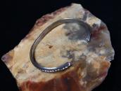 Vtg Navajo Chiseled & Stamped Silver Narrow Wire Cuff c.1950