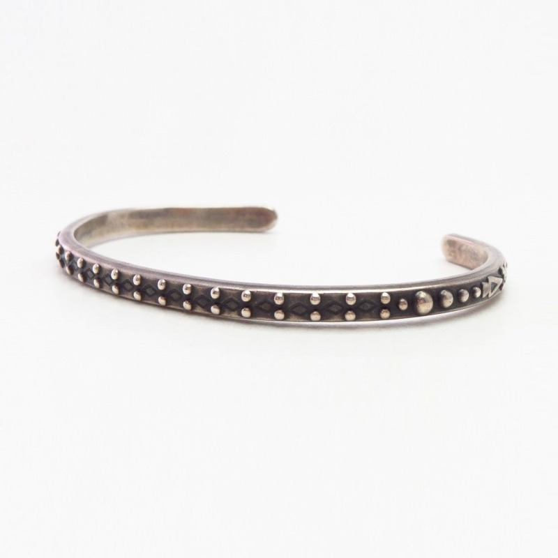 Antique Dots & Stamped Narrow Wire Cuff Bracelet  c.1940～
