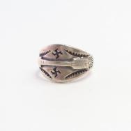 Antique Arrow Applique & 卍 Stamped Silver Small Ring  c.1930