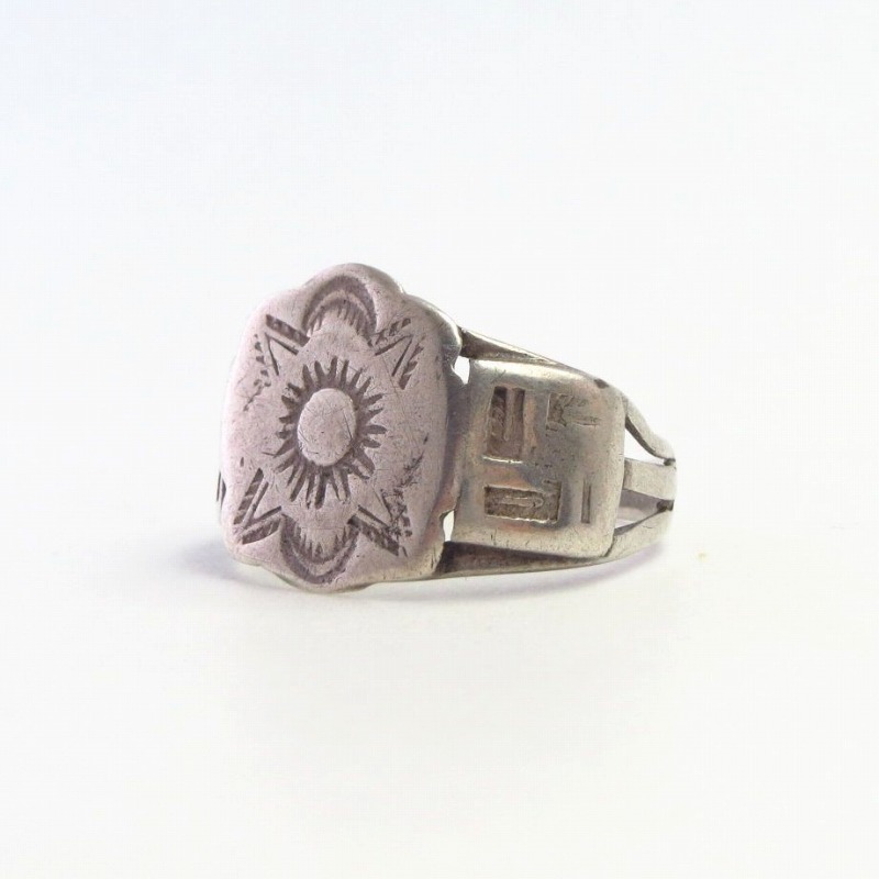 Atq Navajo Rose & 卍 Stamped Applique Worn Silver Ring c.1920