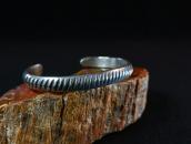 Atq Navajo or Pueblo Stamped Half-Round Wire Cuff  c.1920～