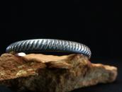 Atq Navajo or Pueblo Stamped Half-Round Wire Cuff  c.1920～