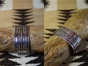 【UITA22】Vtg Navajo Chevron Stamped Silver Wide Cuff  c.1945～