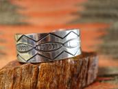 Antique Navajo Chevron Stamped Silver Cuff Bracelet  c.1940～