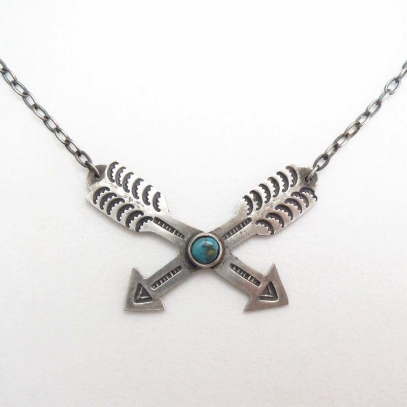 【UITA21/Ganscraft】 Atq Crossed Arrows Fob Necklace  c.1945～