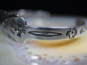 Atq Navajo 卍 T-bird Stamped Arrow Band Cuff in Silver c.1930