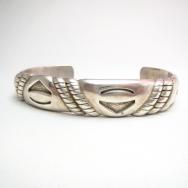 Vintage Stamp & Filed Cast Silver Cuff Bracelet  c.1950～