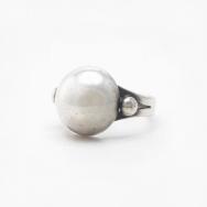 Antique "Navajo Pearl" Face Small Silver Ring  c.1930～