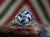 Antique【R.S.DAVIS】卍 Applique CigarBand Ring in Silver c.1930