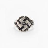 Antique【R.S.DAVIS】卍 Applique CigarBand Ring in Silver c.1930