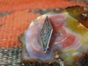 Atq 卍 & Arrows Stamped Diamond Shape Small Pin Brooch c.1930